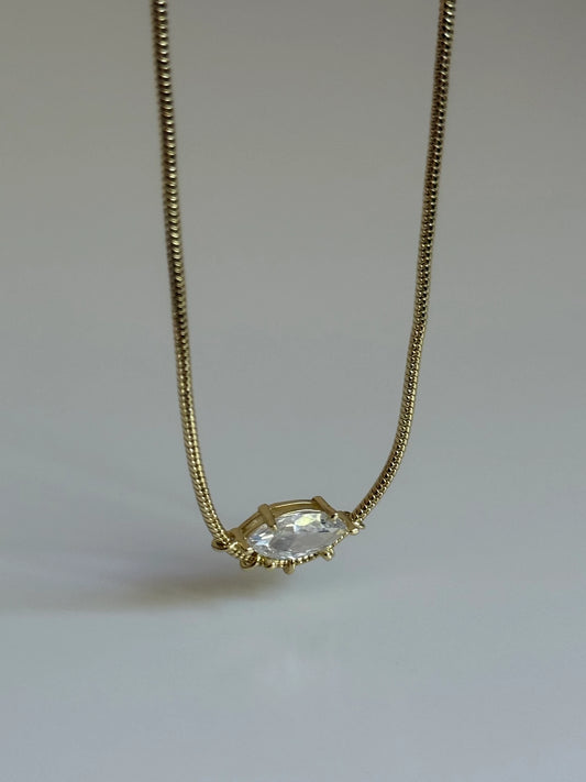 Gold Rengi Markiz Model Kadın Kolye