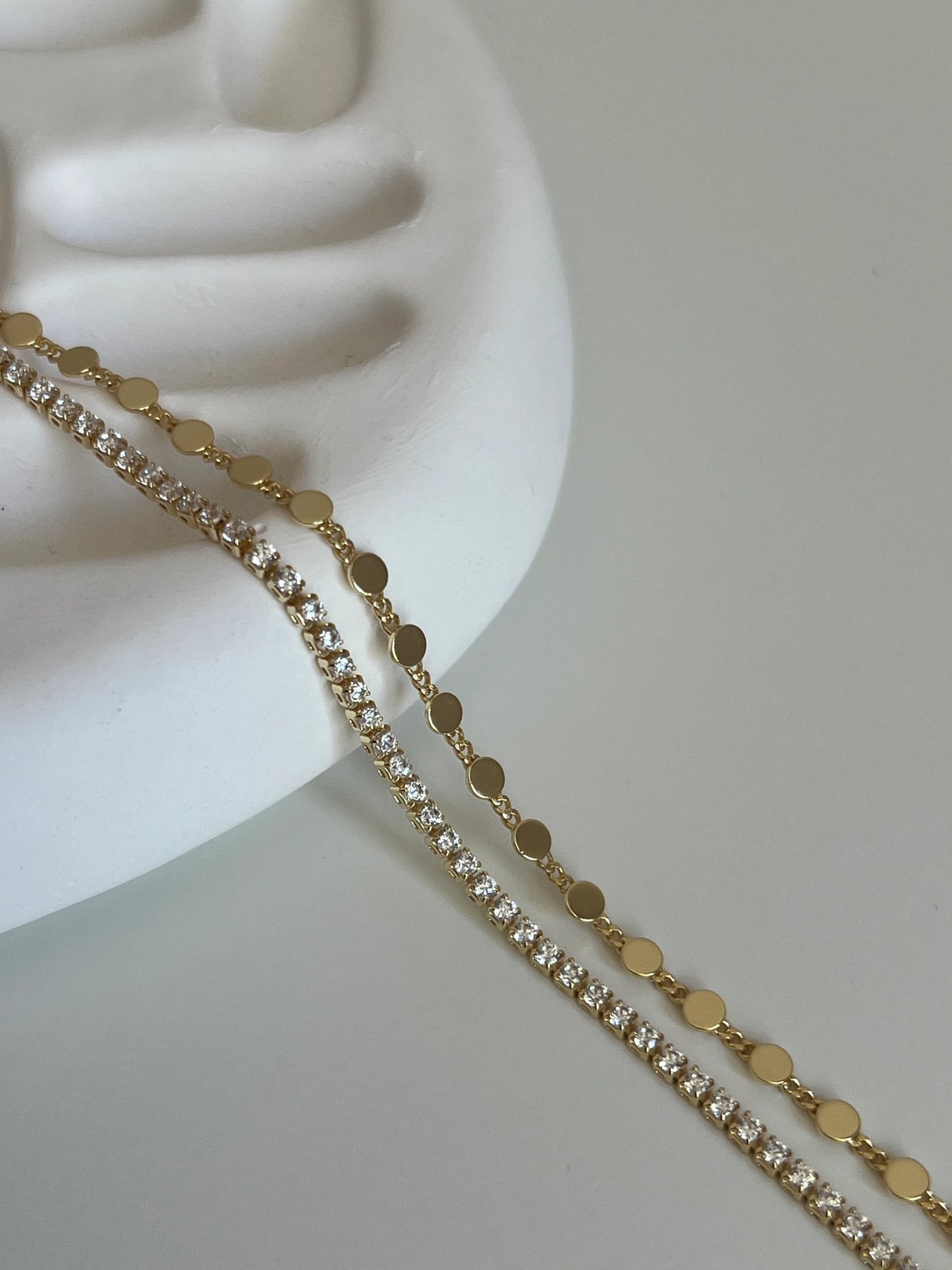 Gold Rengi İki Sıra Zirkon Taşlı Kadın Bileklik