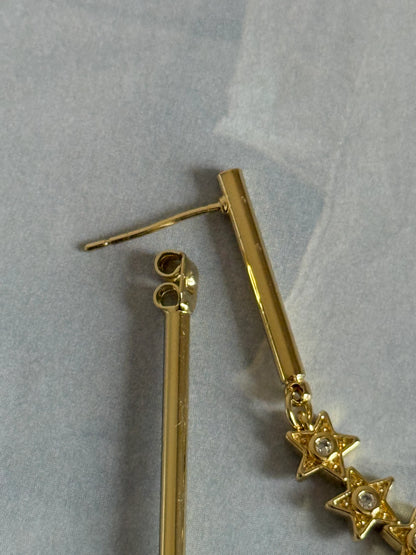 Gold Rengi İkili Yıldız Sallantılı Kadın Küpe