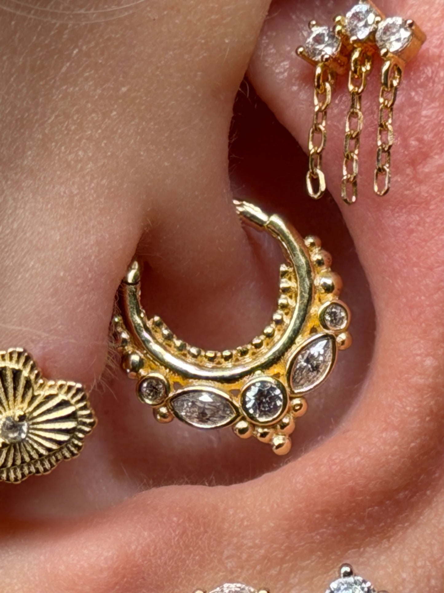 Gold Rengi 925 Ayar Gümüş Daith Piercing