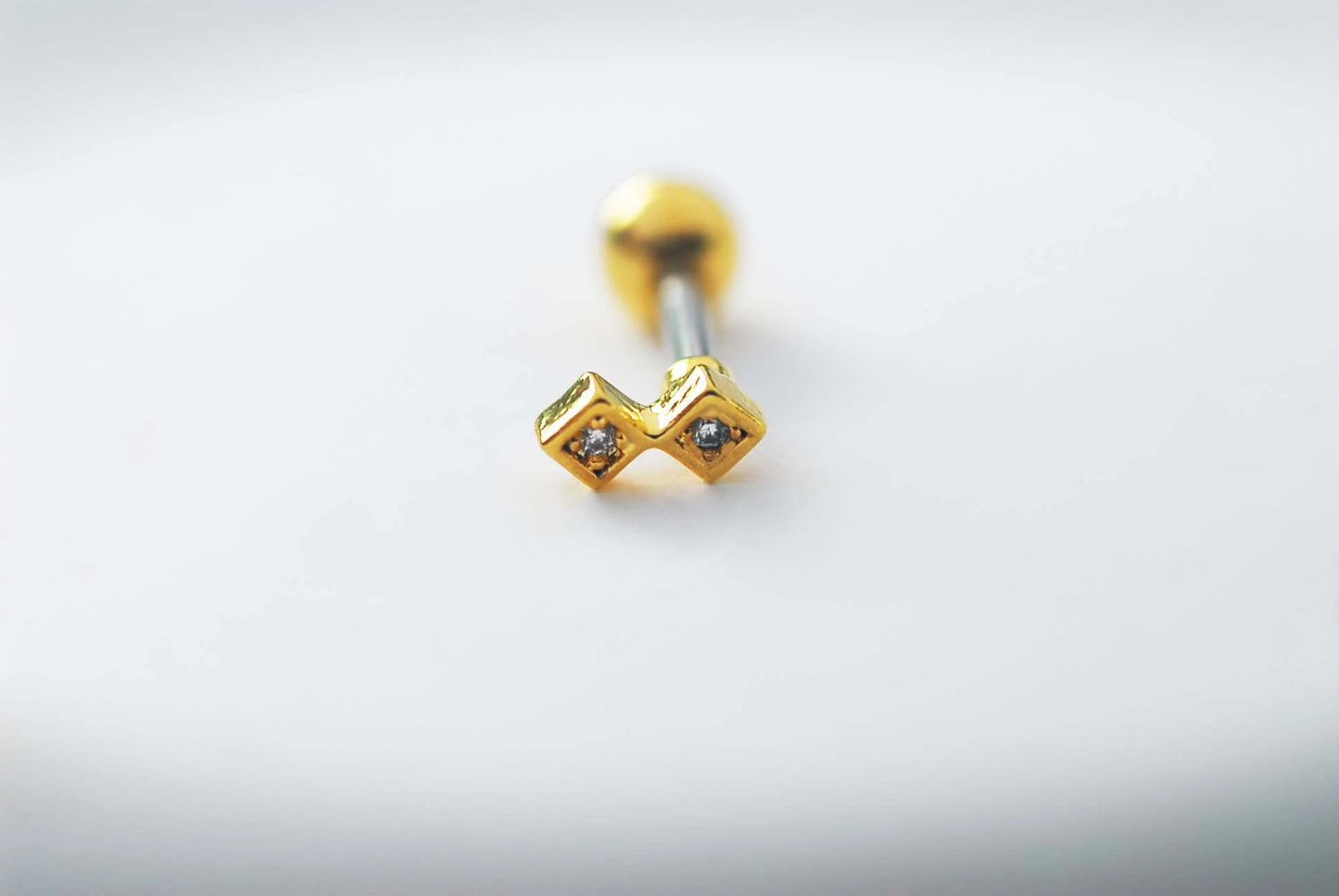 Gold Rengi Zirkon Taşlı İkili Piercing
