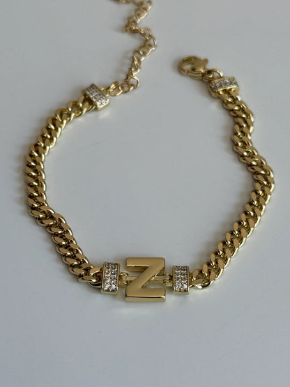 Gold Rengi Zincir Model Harfli Kadın Bileklik