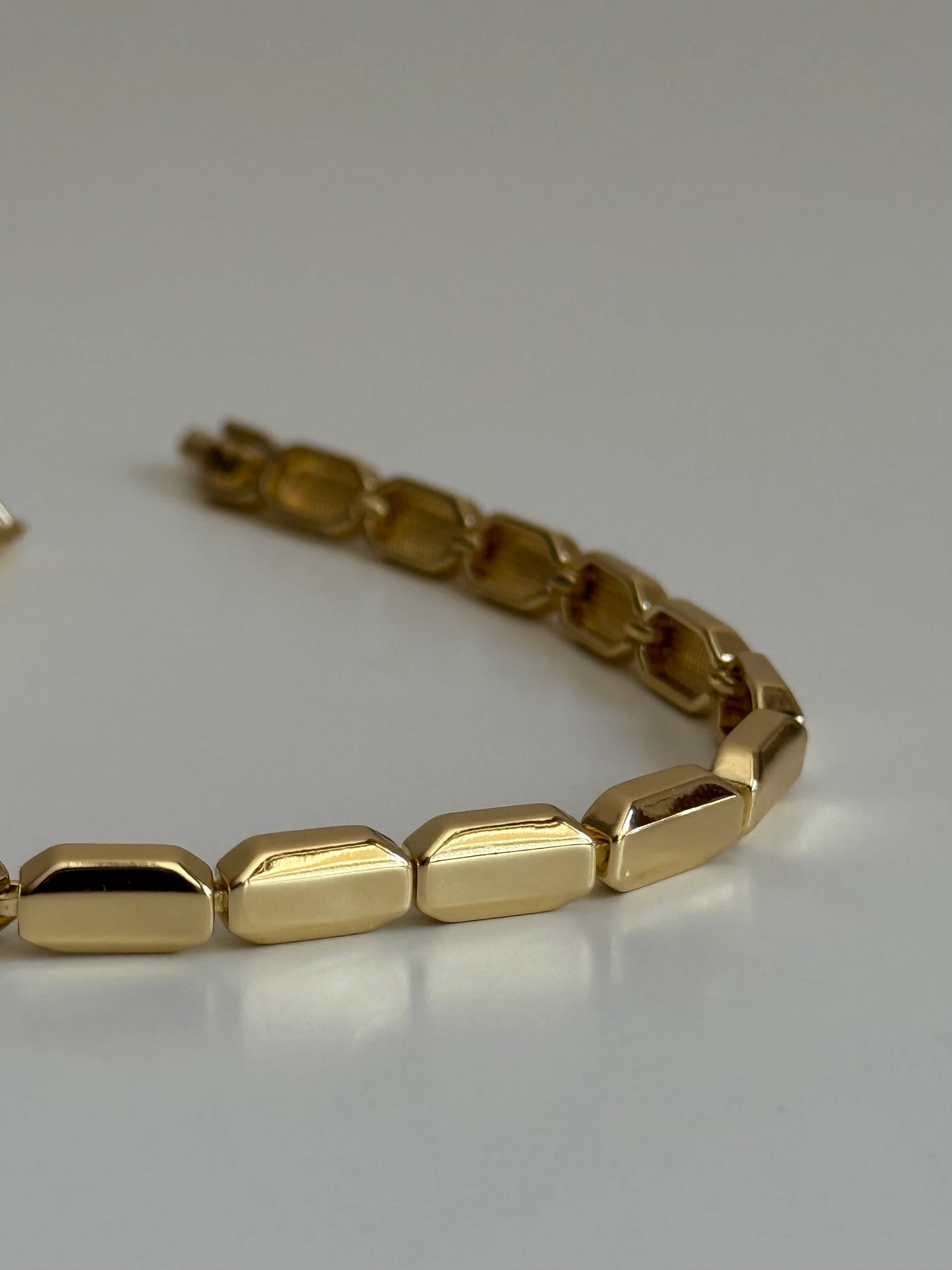 Gold Rengi Kadın Bileklik
