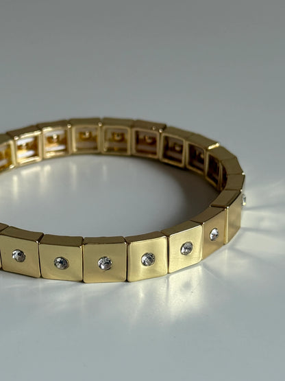 Gold Rengi Tek Taş Detaylı Kare Blok Model Kadın Bileklik