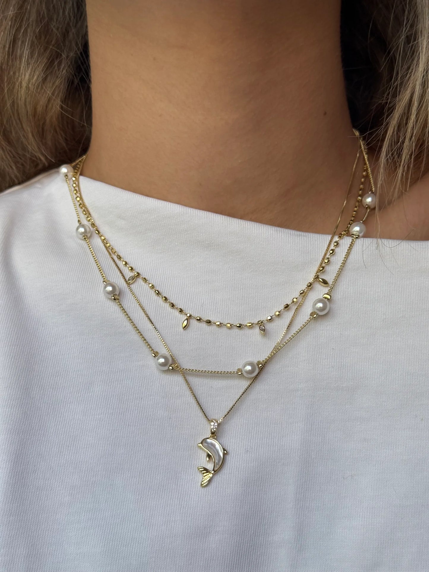 Gold Rengi Sedef Taşlı Balık Model Kadın Kolye