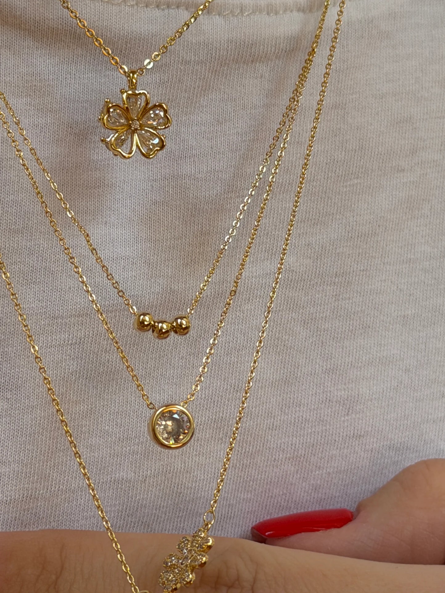 Gold Rengi Üç Toplu Yuvarlak Taş Model İki Sıra Kadın Kolye