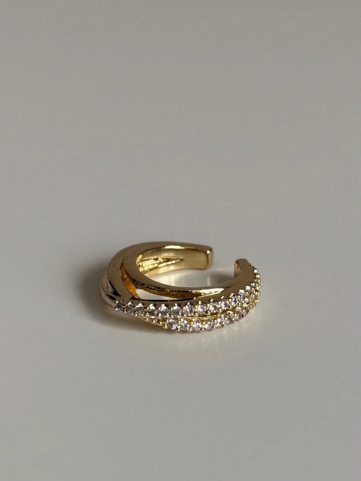 Gold Rengi Taşlı İki Sıra Kadın Kıkırdak Küpe