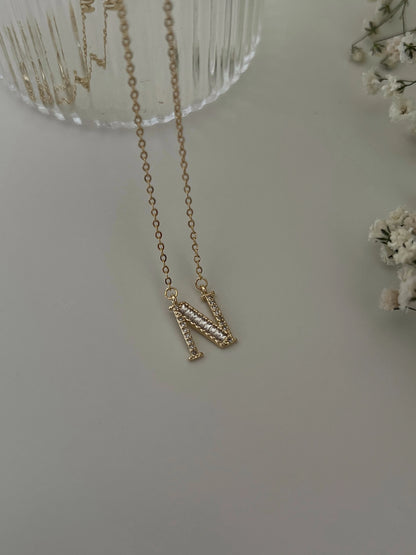 Gold Rengi Baget Zirkon Taş Detaylı Harf Kadın Kolye