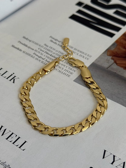 Gold Rengi Kalın Zincir Model Kadın Bileklik