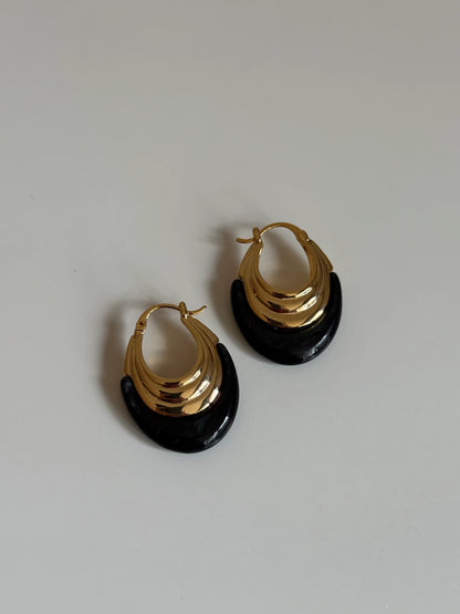 Gold Rengi Oval Taşlı Kadın Küpe
