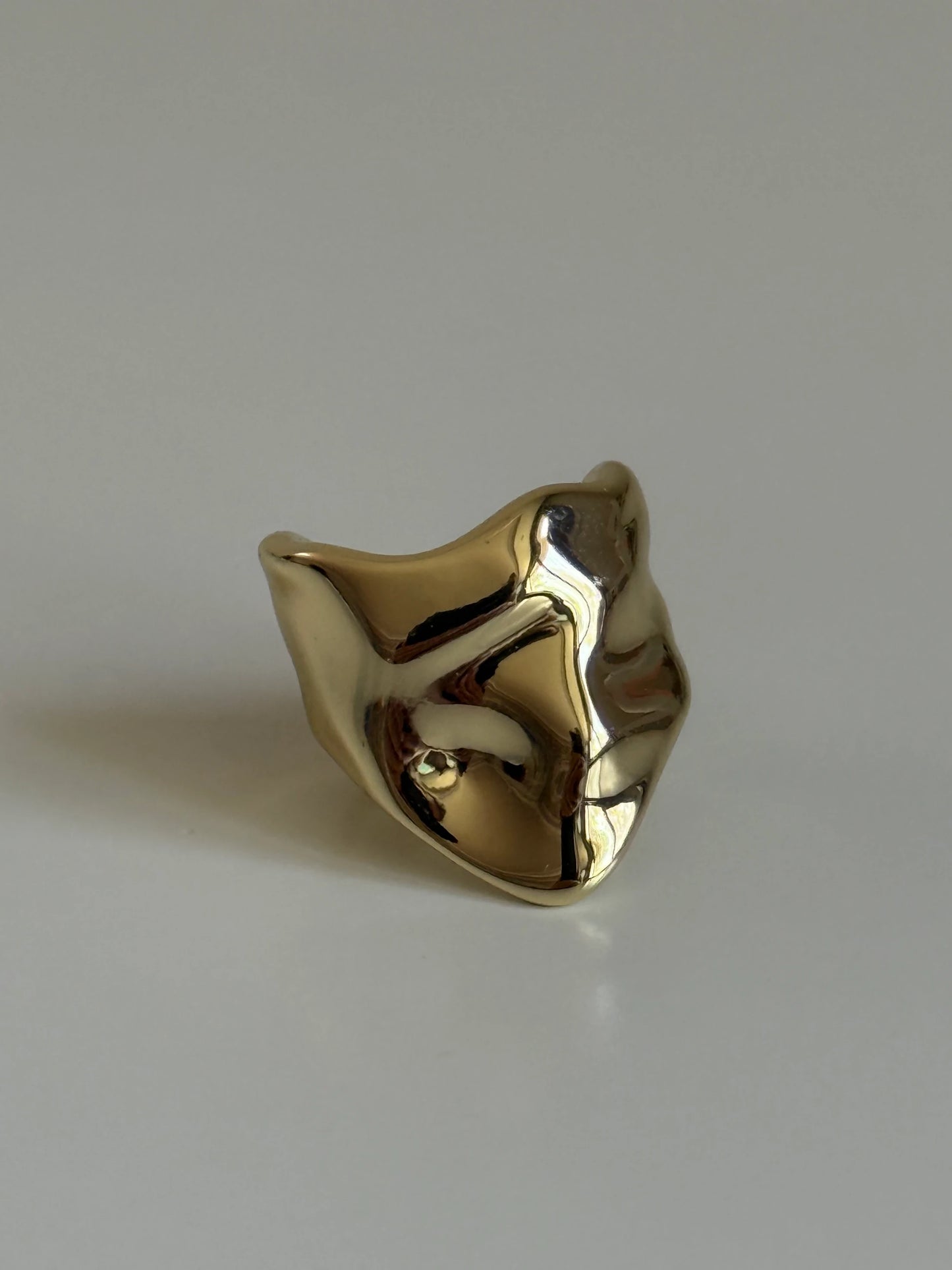 Gold Rengi Kadın Kıkırdak Küpe