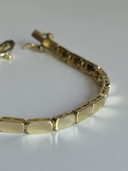Gold Rengi Oval Dikdörtgen Kadın Bileklik