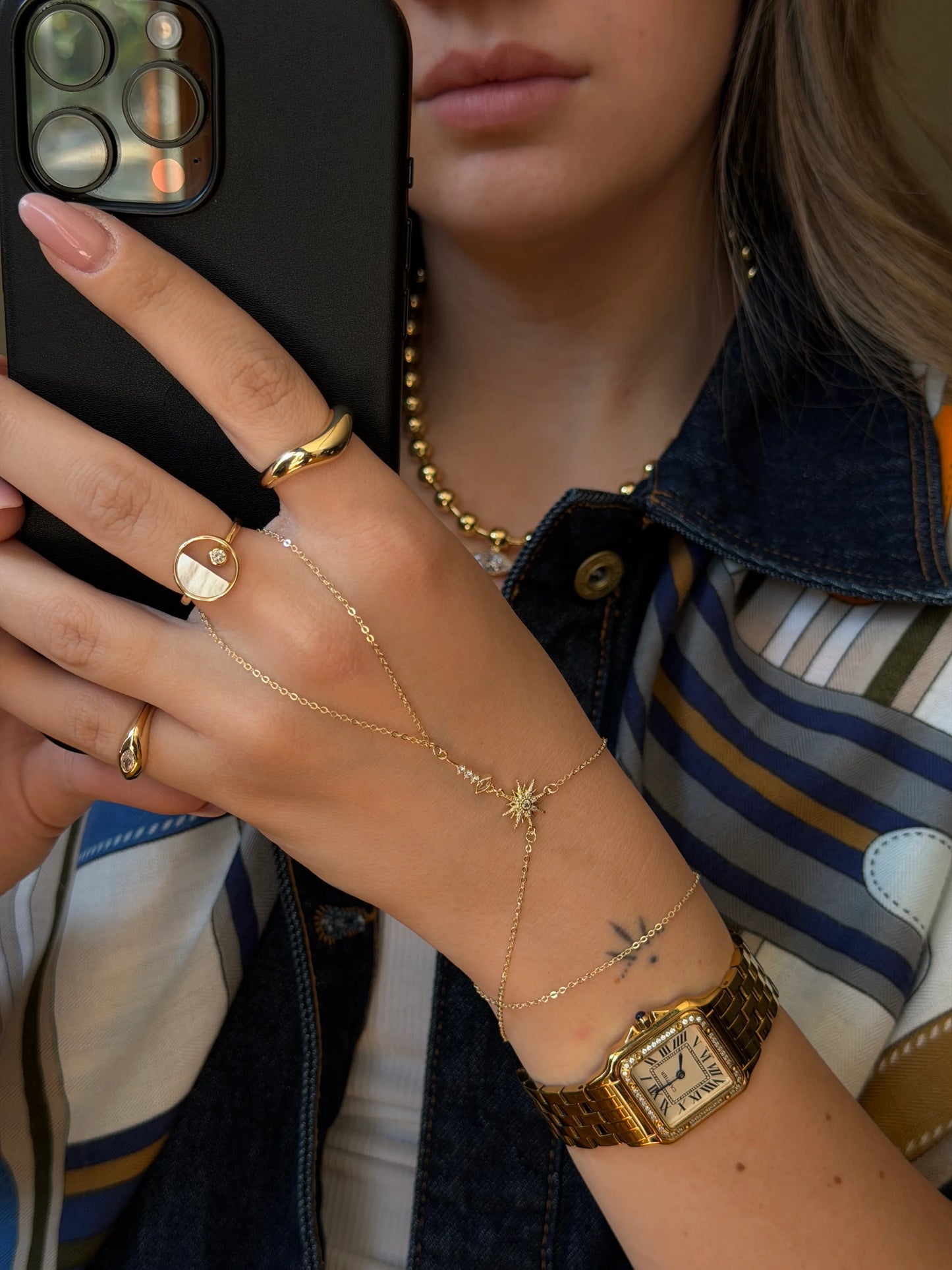 Gold Rengi Taşlı Kutup Yıldızı Model Kadın Şahmeran