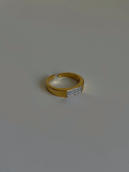 Gold Rengi Zirkon Taşlı Kadın Yüzük