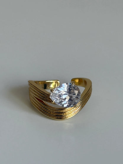 Gold Rengi Damla taşlı Kadın Yüzük