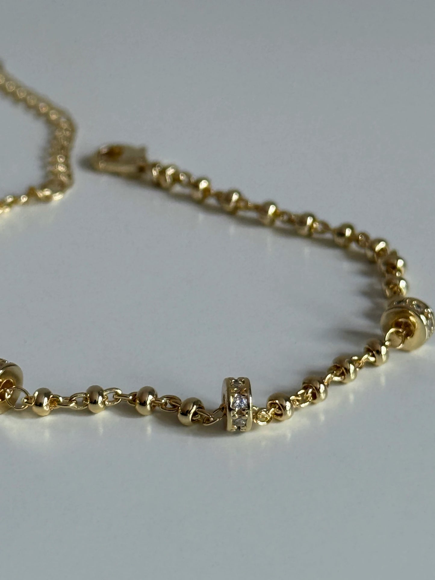 Gold Rengi Halka Model Top Top Kadın Bileklik