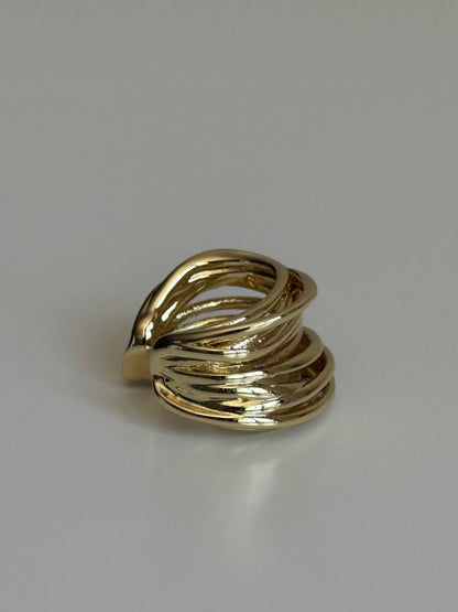 Gold Rengi Çoklu Sarmal Model Kadın Kıkırdak Küpe