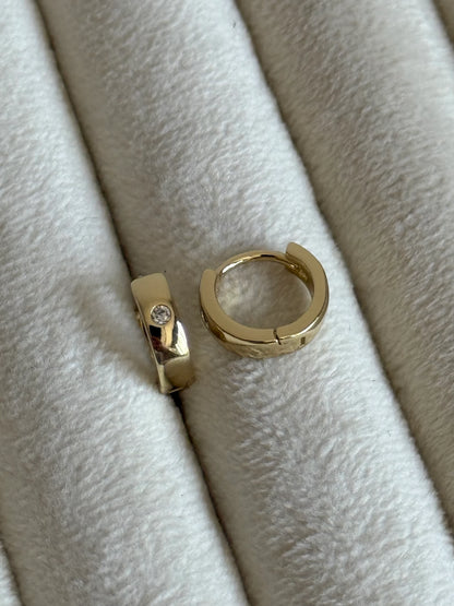 Gold Rengi Tek Taş Detaylı Xupıng Kadın Küpe