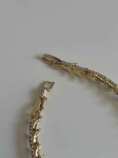 Gold Rengi Zirkon Taşlı Kadın Bileklik