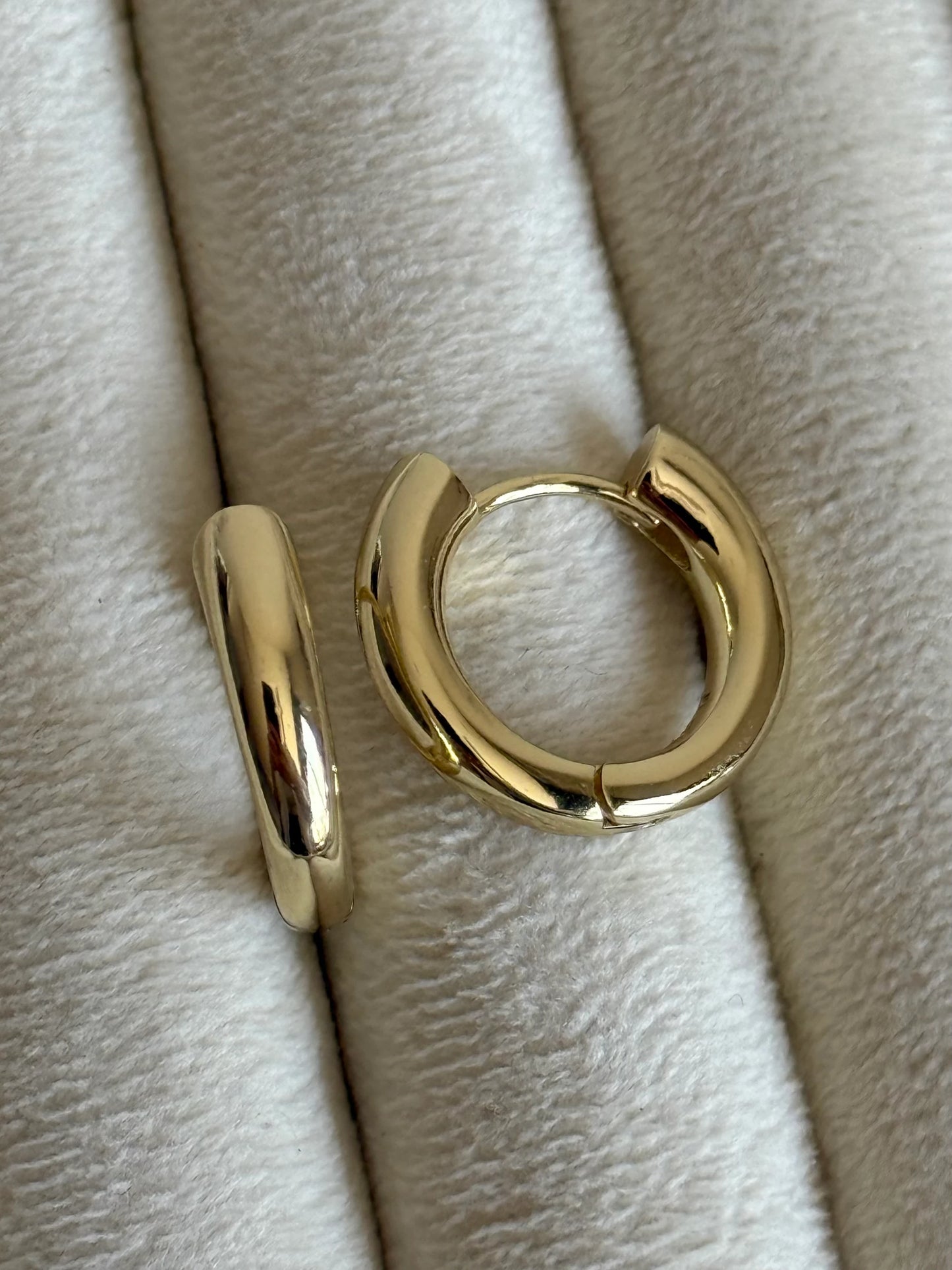 Gold Rengi Küçük Halka Xupıng Kadın Küpe
