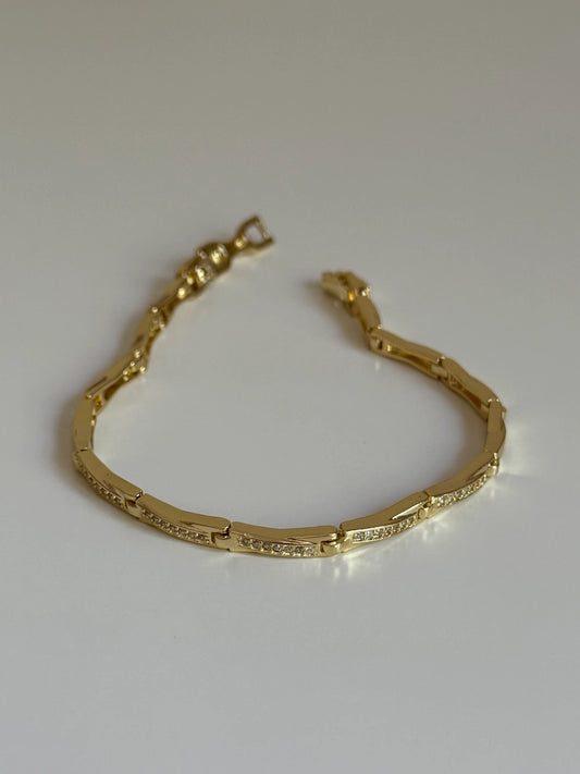 Gold Rengi Taşlı Kadın Bileklik