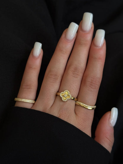 Gold Rengi Yonca Model Kadın Yüzük