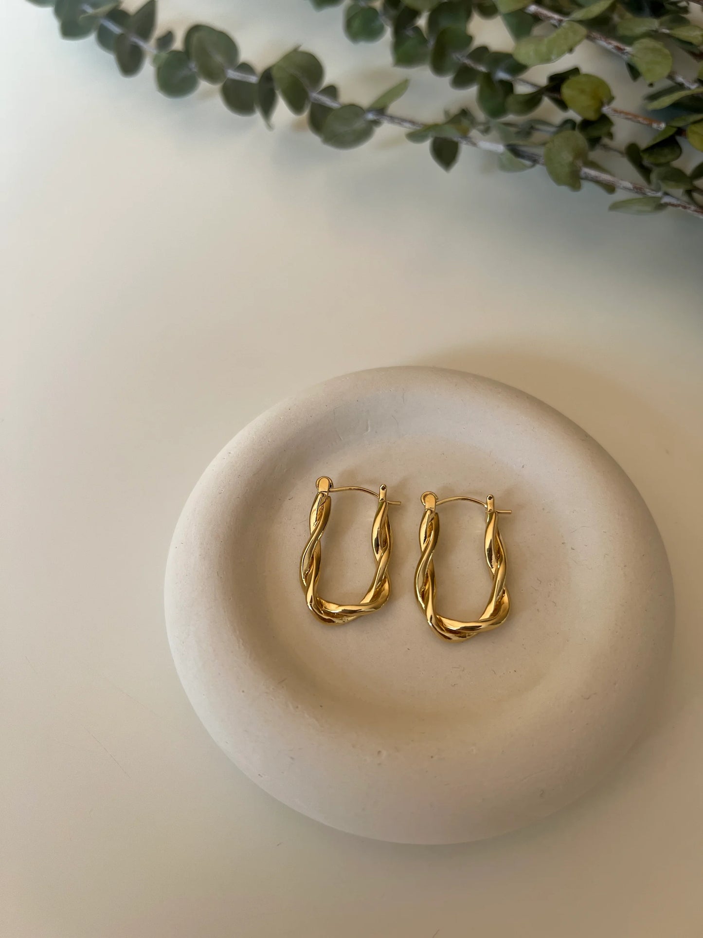 Gold Rengi Kadın Küpe