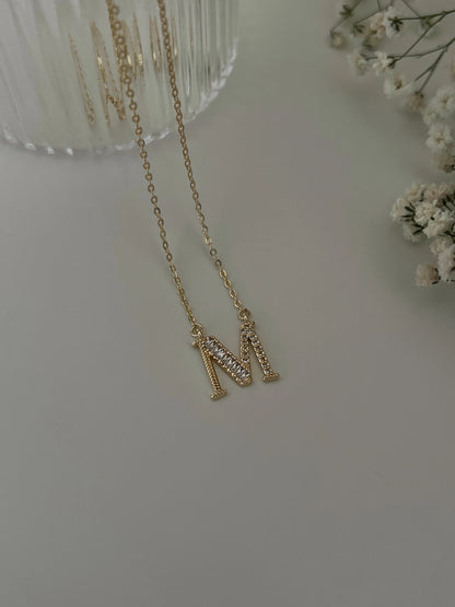 Gold Rengi Baget Zirkon Taş Detaylı Harf Kadın Kolye