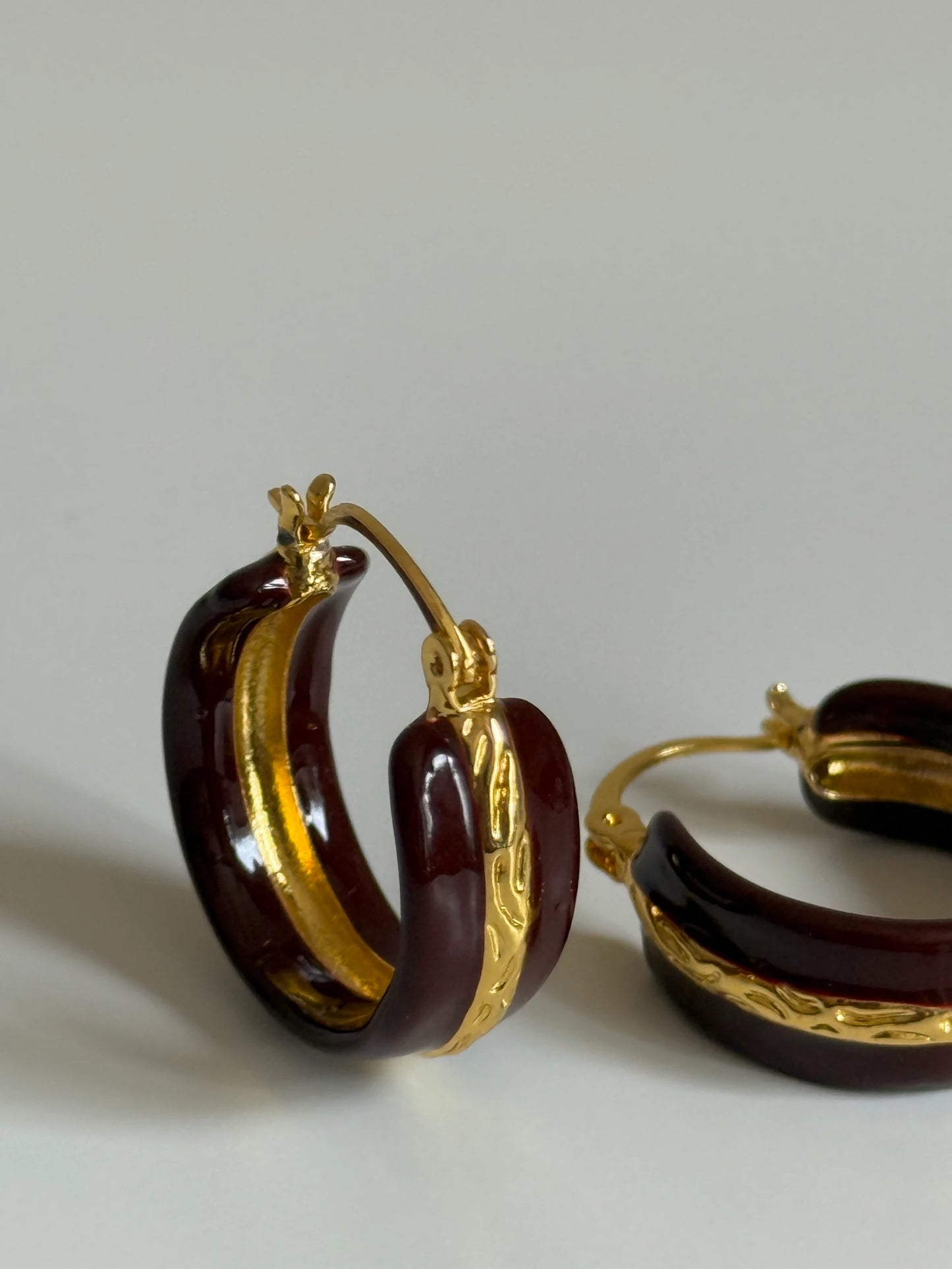 Gold Rengi Renkli Halka Kadın Küpe