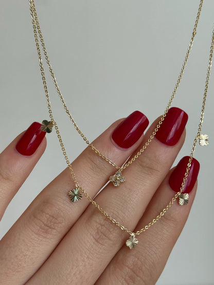 Gold Rengi İki Sıra Yonca Detay Kadın Küpe
