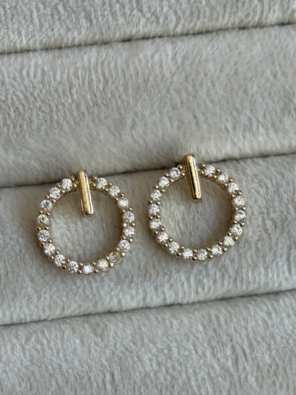 Gold Rengi Taşlı Yuvarlak Model Kadın Küpe