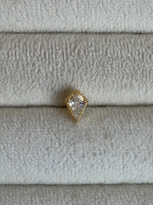 Gold Rengi 925 Ayar Gümüş Piercing