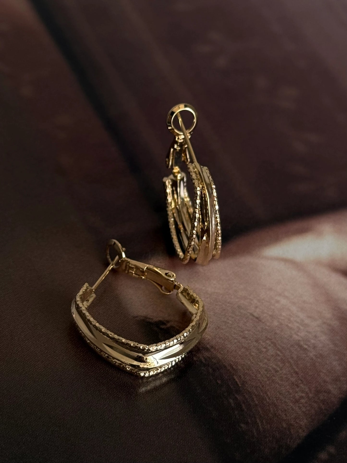 Gold Rengi Çoklu Sıra Kadın Küpe