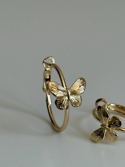 Gold Rengi Kelebek Model Halka Kadın Küpe