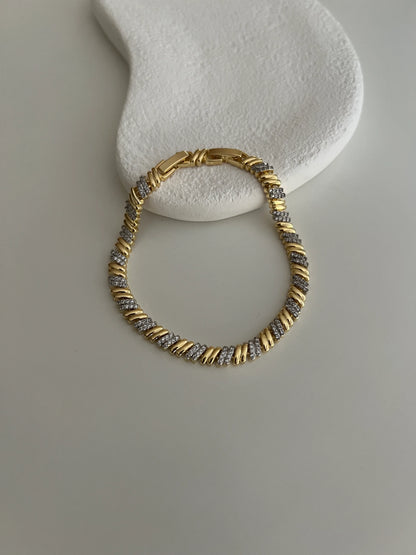 Gold Rengi Zirkon Taşlı Kadın Bileklik