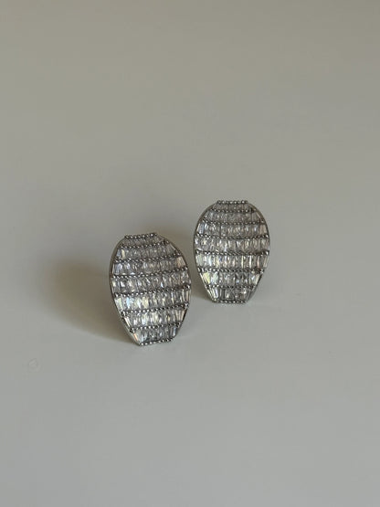 Baget Zirkon Taşlı Oval Model Kadın Küpe