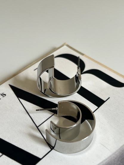 İç İçe Yarım Halka Kadın Küpe