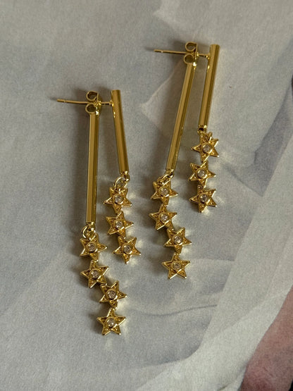 Gold Rengi İkili Yıldız Sallantılı Kadın Küpe