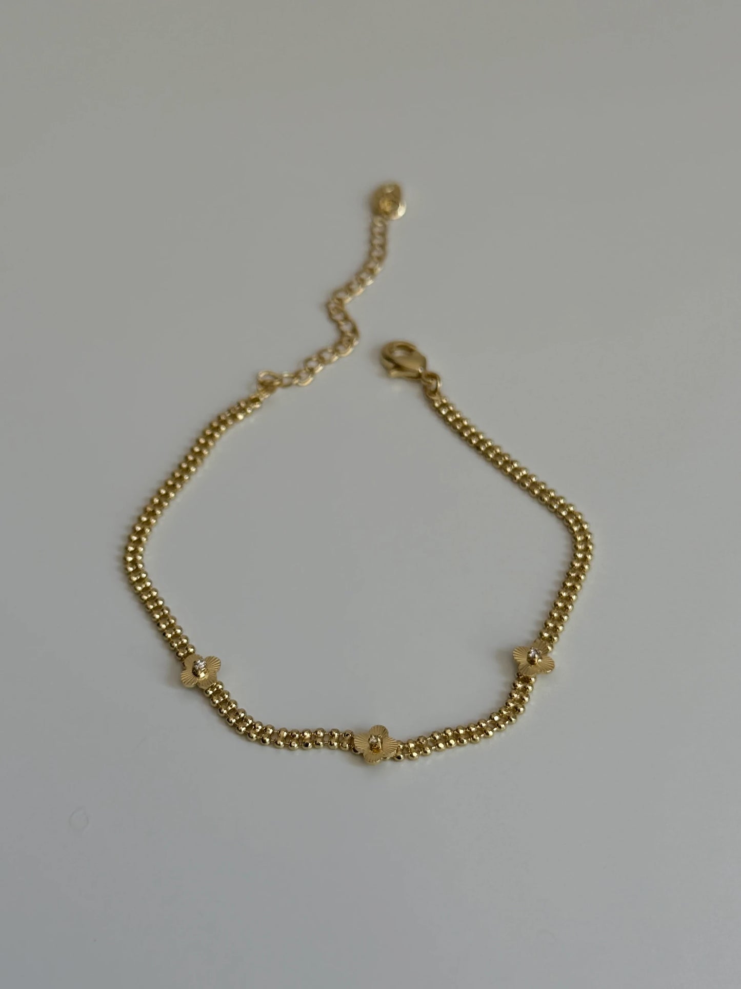 Gold Rengi Top Zincirli Yonca Model Kadın Bileklik