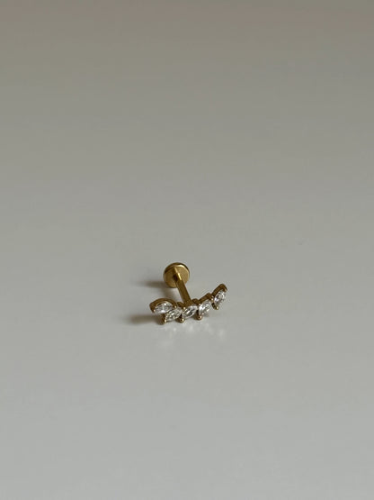 Gold Rengi Beş Taşlı Çelik Piercing