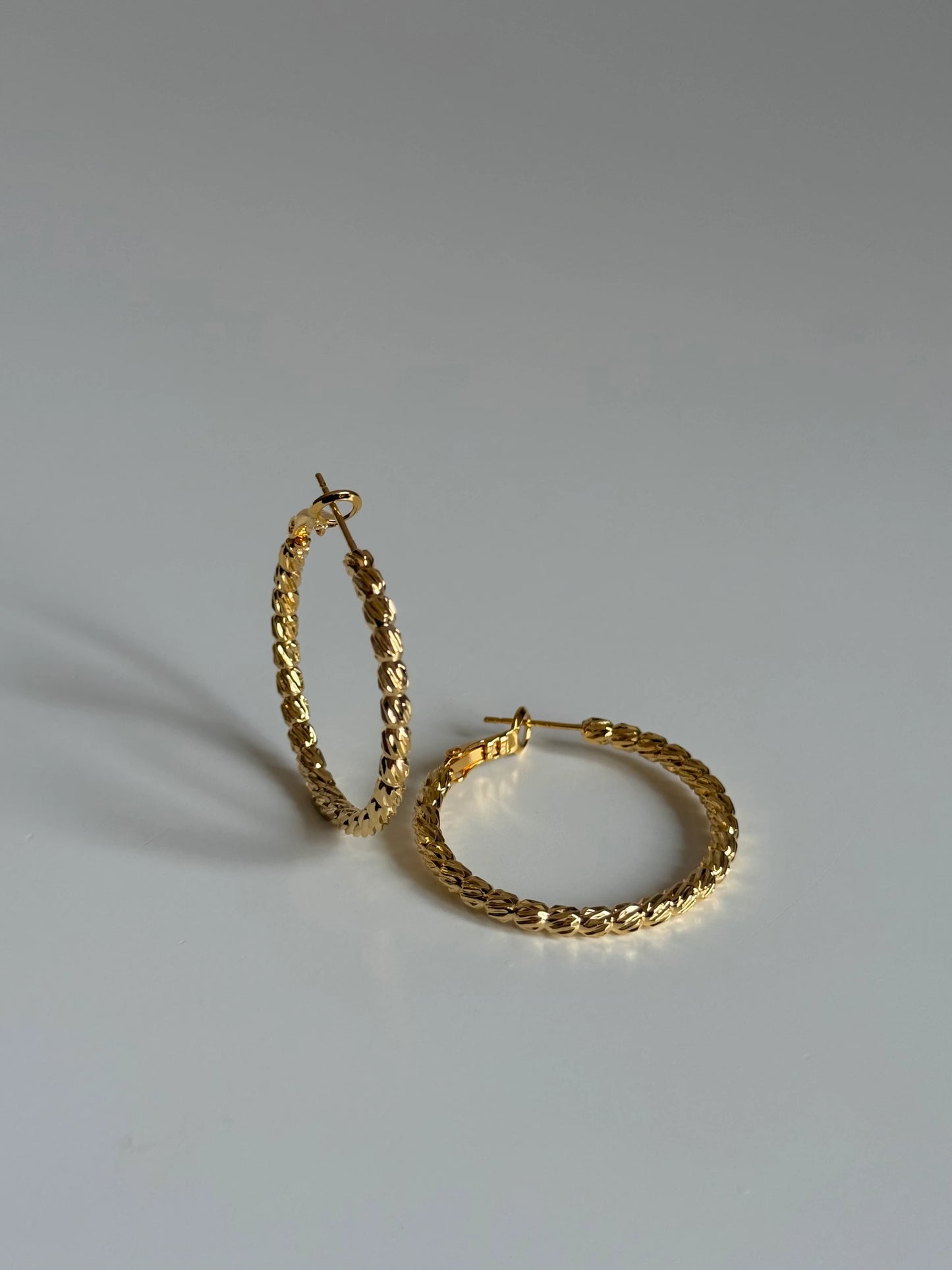 Gold Rengi Kadın Halka Küpe