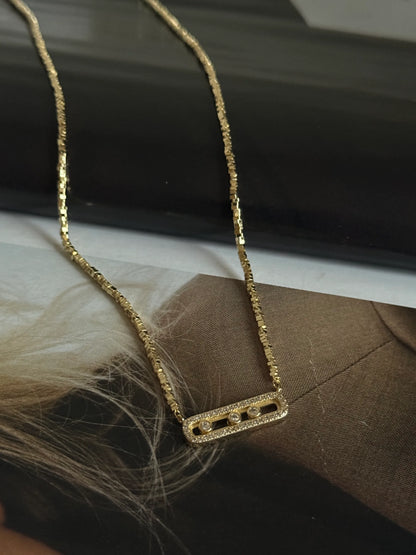 Gold Rengi Küp Küp Zincir Messi Model Kadın Kolye
