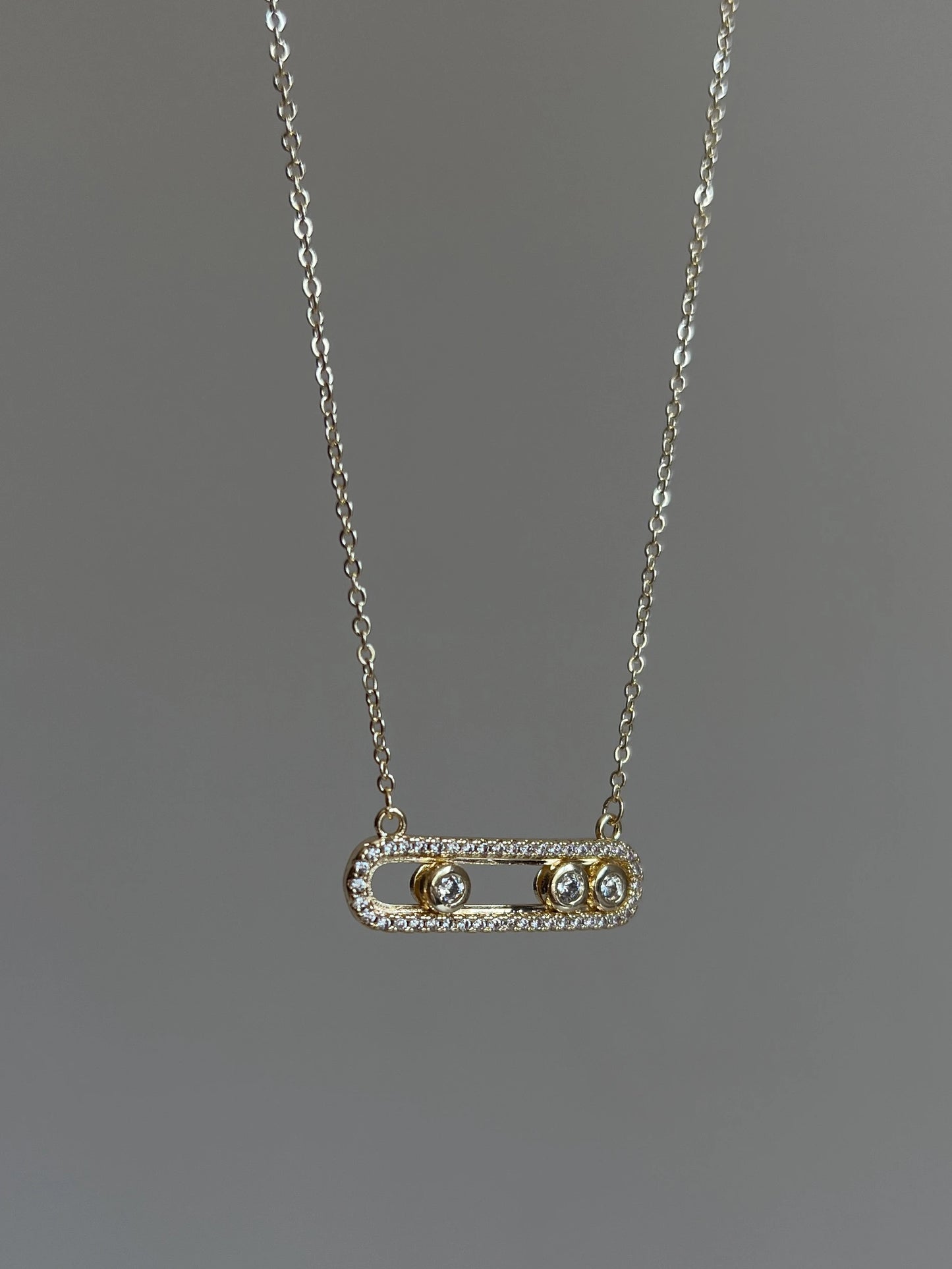Gold Rengi Zirkon Taşlı Messi Model Kadın Kolye