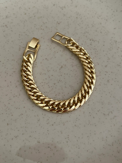 Gold Rengi Zincir Kadın Bileklik