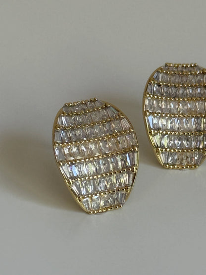 Baget Zirkon Taşlı Oval Model Kadın Küpe