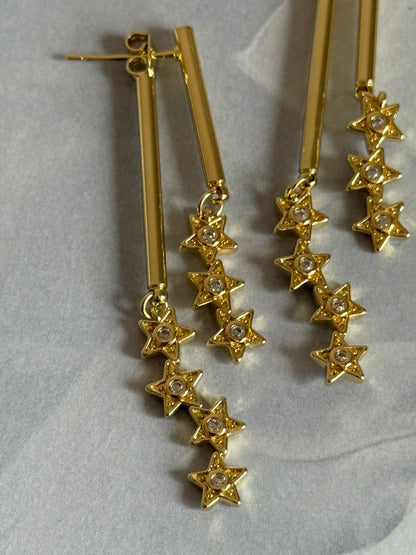 Gold Rengi İkili Yıldız Sallantılı Kadın Küpe