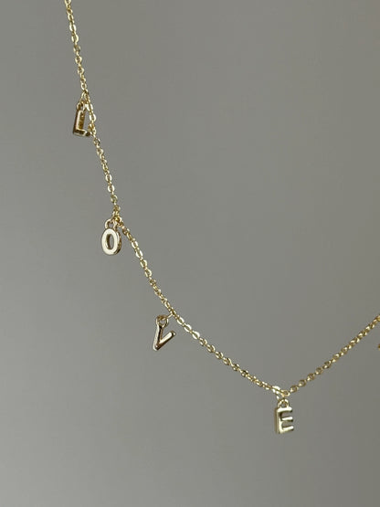 Gold Rengi 'Love You' Yazılı Kadın Kolye