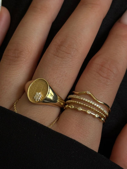 Gold Rengi Oval Form Kadın Yüzük
