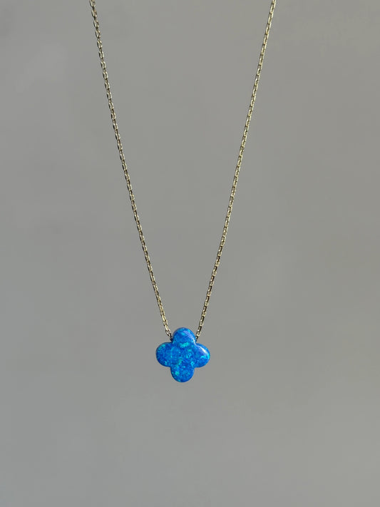 Gold Rengi Zincirli Opal Taşlı Yonca Model Kadın Kolye