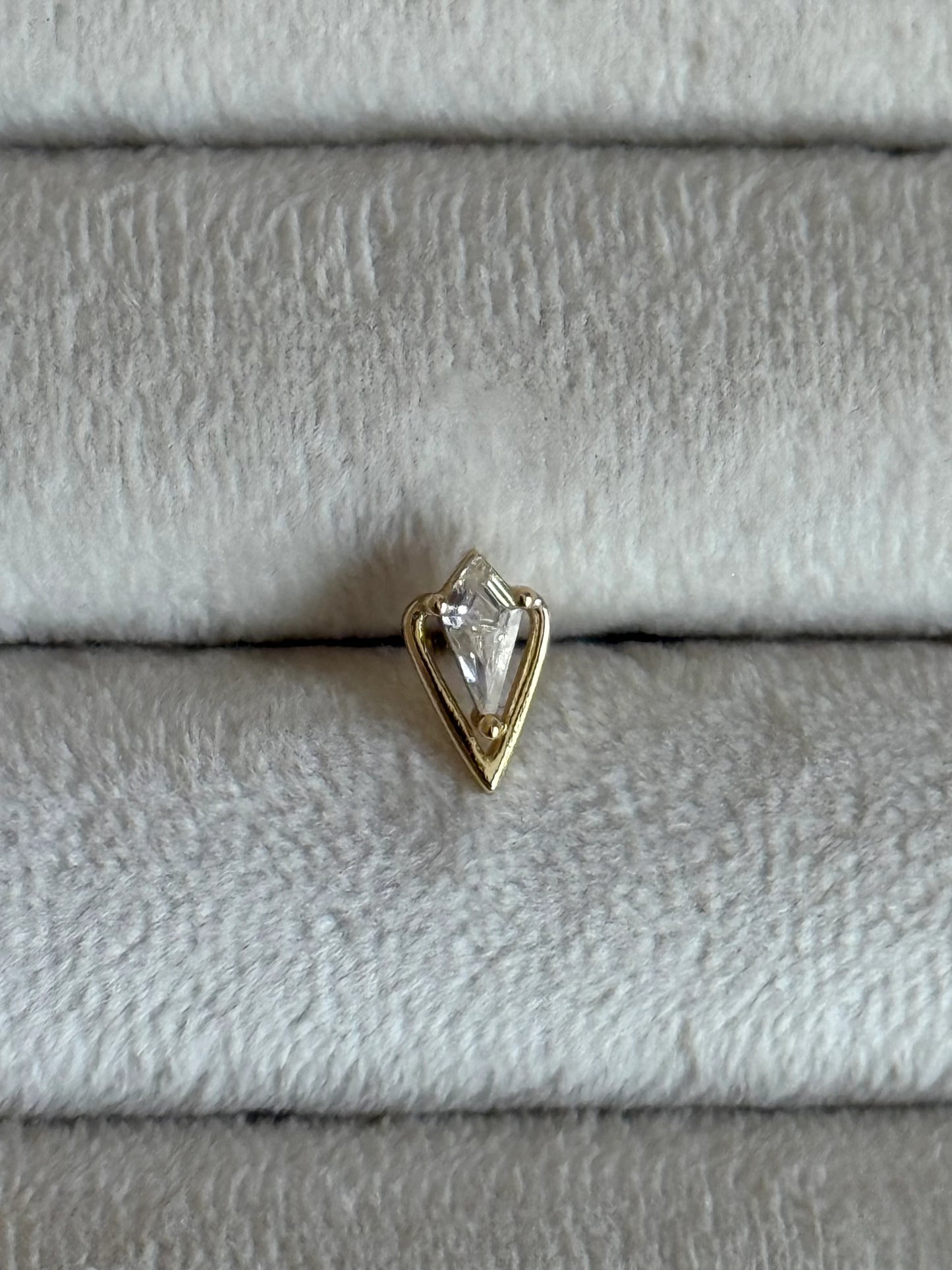Gold Rengi 925 Ayar Gümüş Piercing